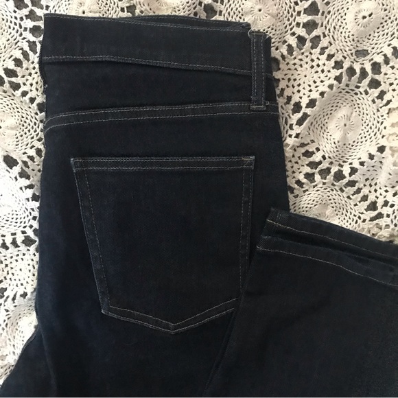 Uniqlo Dark Denim Jeans - Size 26 - Picture 2 of 7